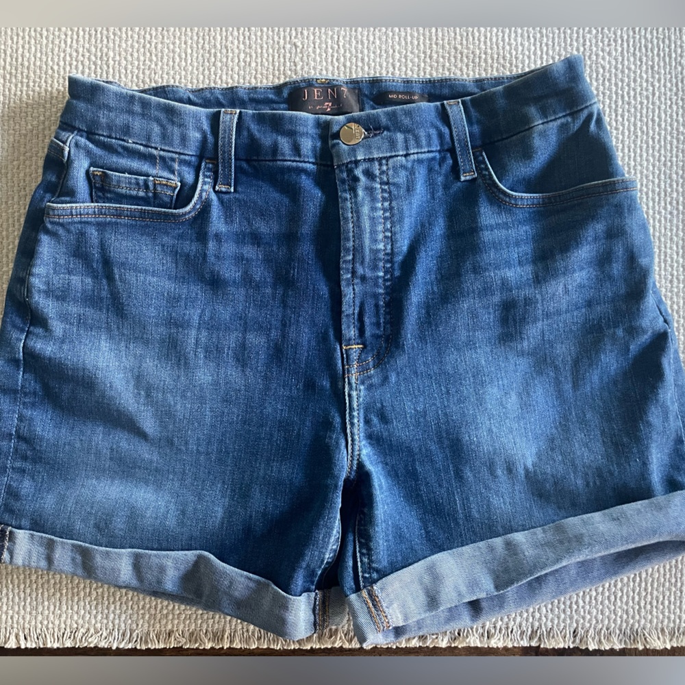 JEN 7 Mid- Roll up Jean Short - Size 8